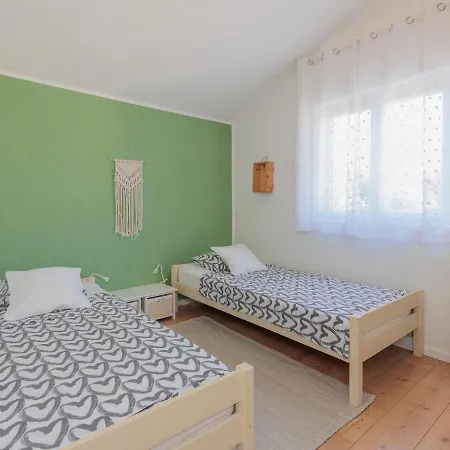 Apartment Diva - Srd447 By Interhome *